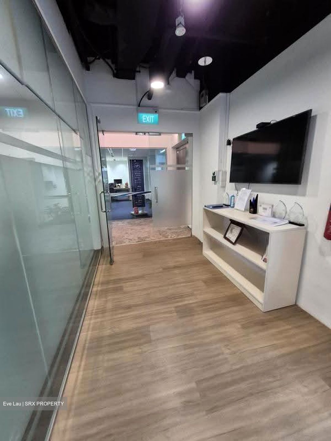 Robinson 112 (D1), Office #625239471
